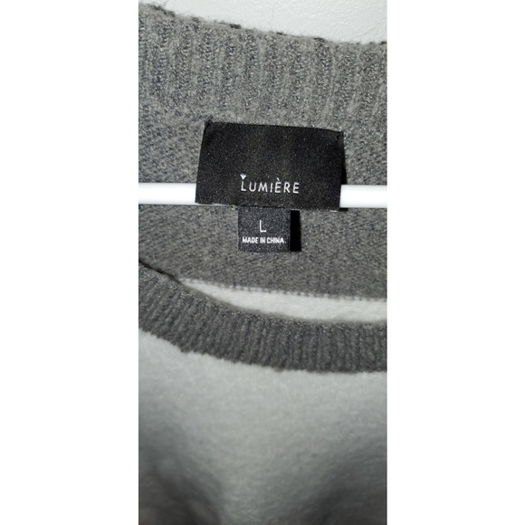 Color Block Sweater - Picture 3 of 4